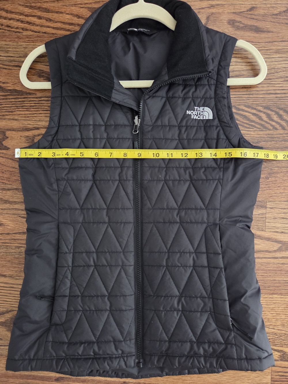 The North Face Black Quilted Insulated Vest Size XS - Picture 6 of 7